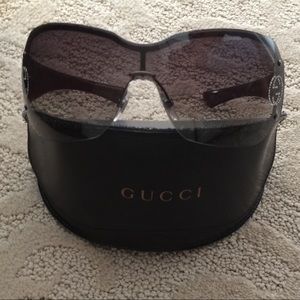 New Gucci sunglasses w/ Swarovski crystal